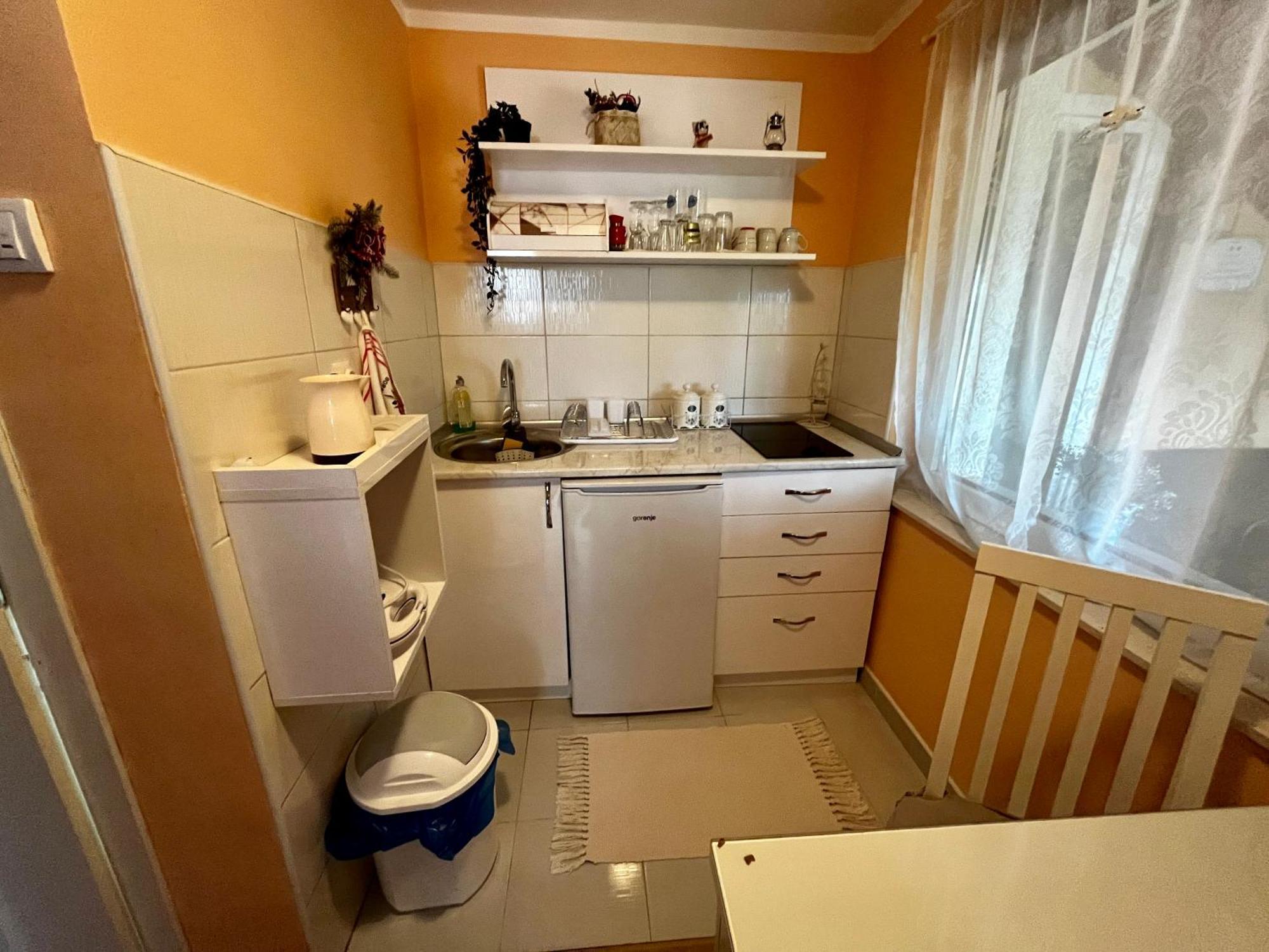 Apartman Simona Vrdnik Exterior photo