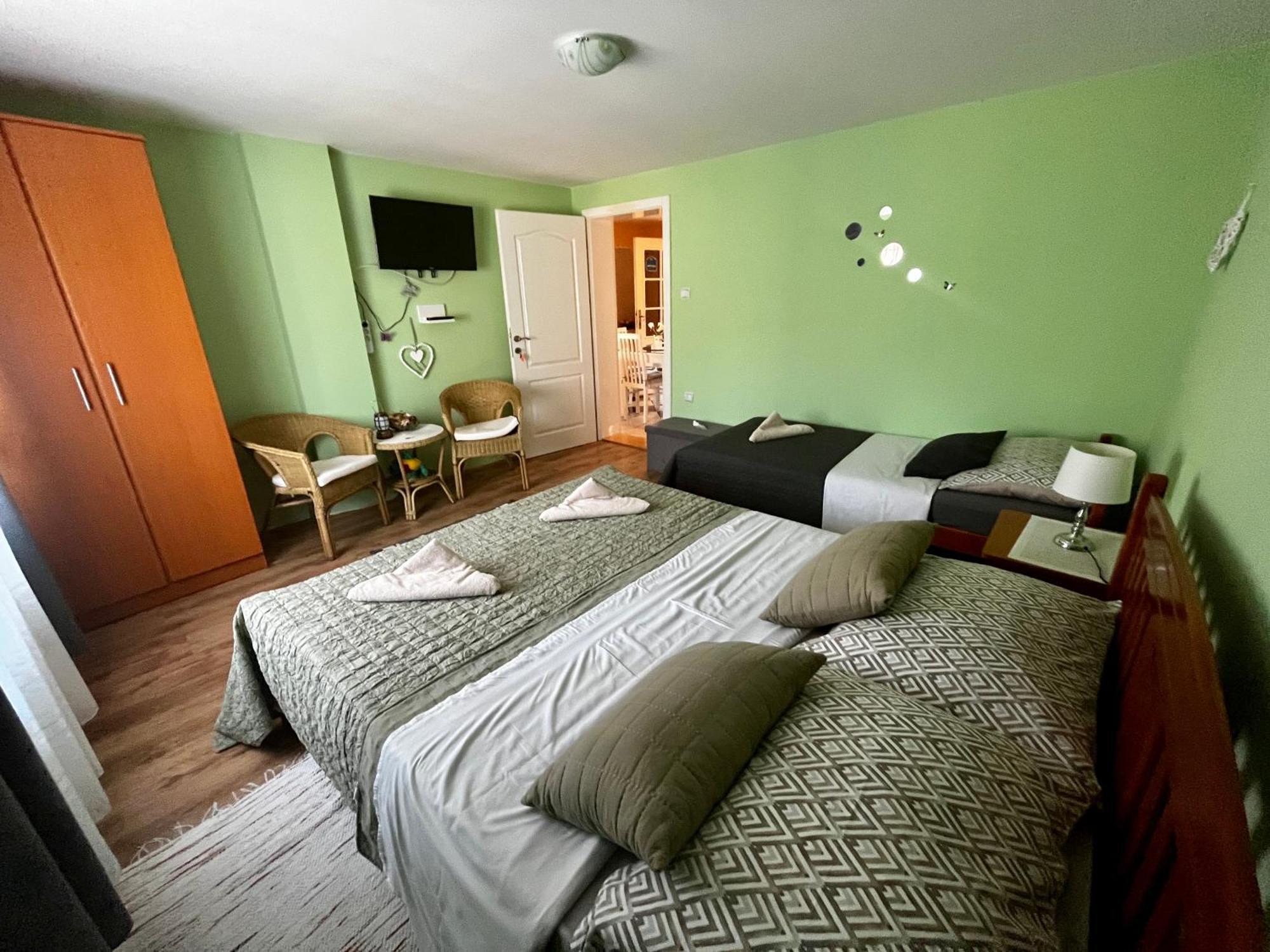 Apartman Simona Vrdnik Exterior photo