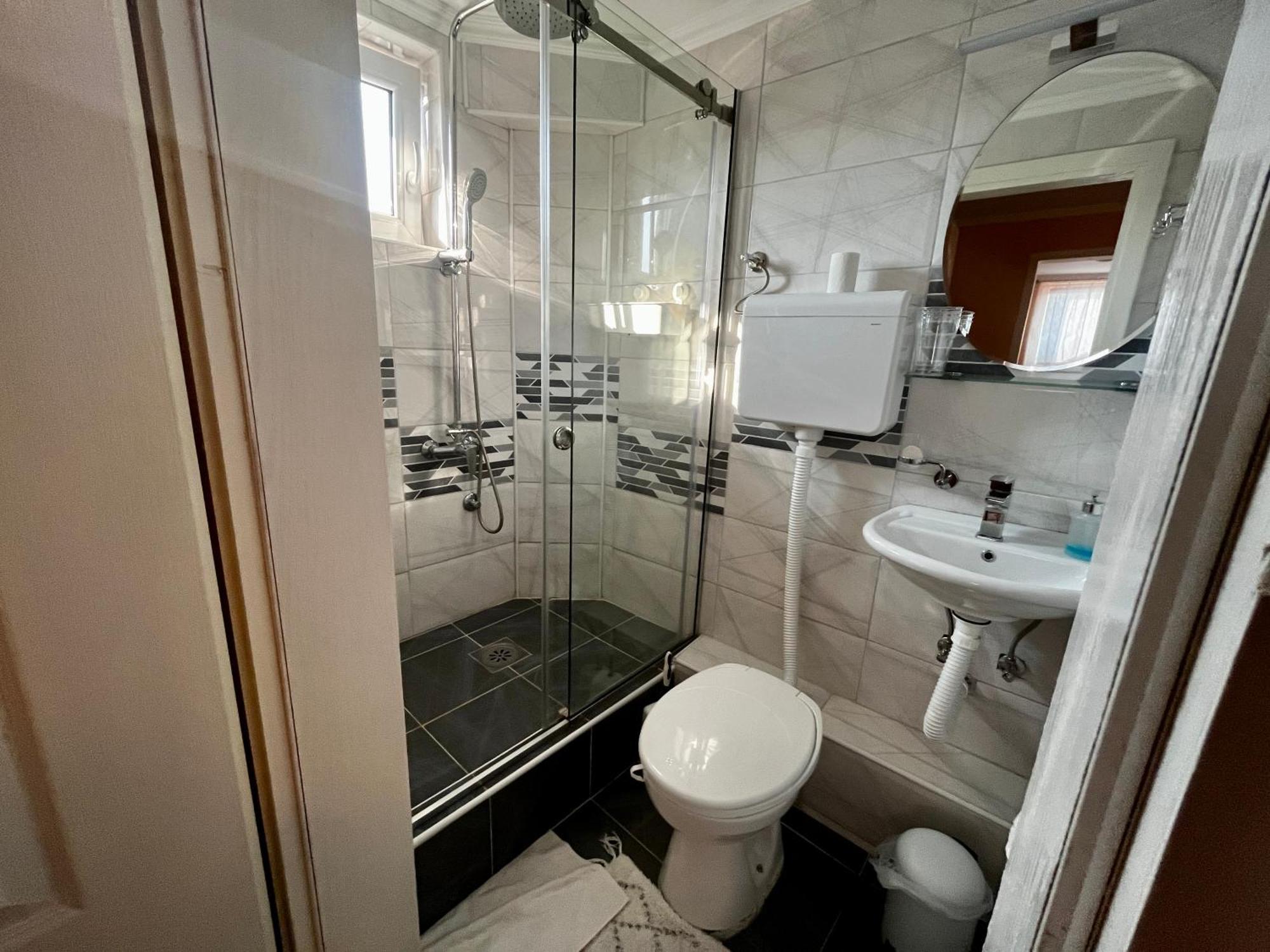 Apartman Simona Vrdnik Exterior photo